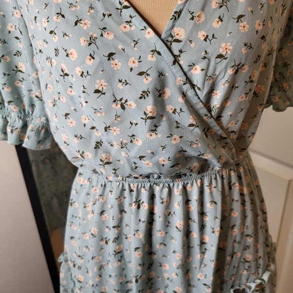 Inspired Hearts - Light Blue Floral Ruffle Dress, Size M - Picture 3 of 10